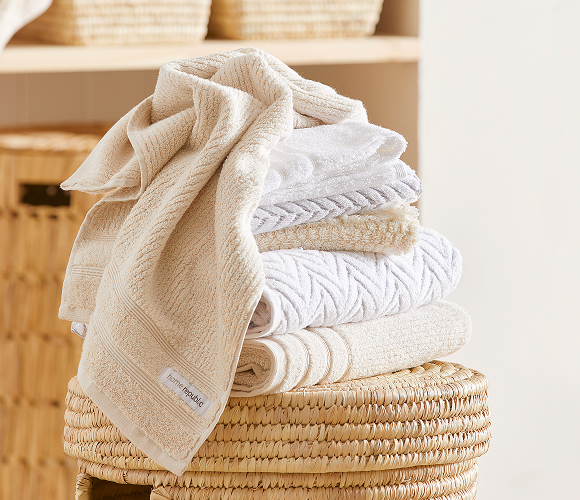 AI - Towels_Image2_DT - 580x500.jpg